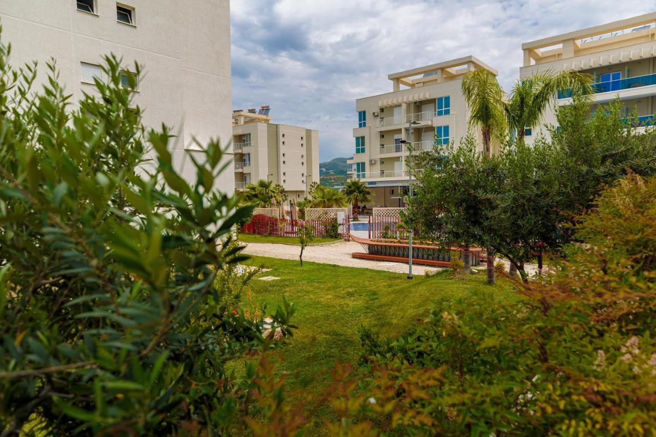 Holiday House Solemare Орікум Екстер'єр фото