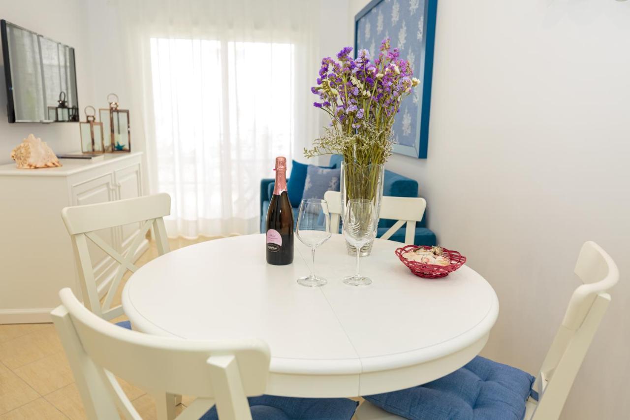 Holiday House Solemare Орікум Екстер'єр фото