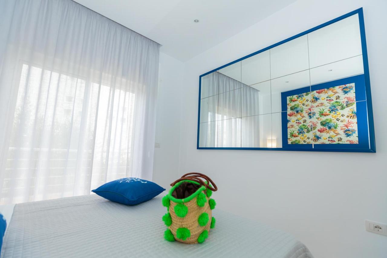 Holiday House Solemare Орікум Екстер'єр фото