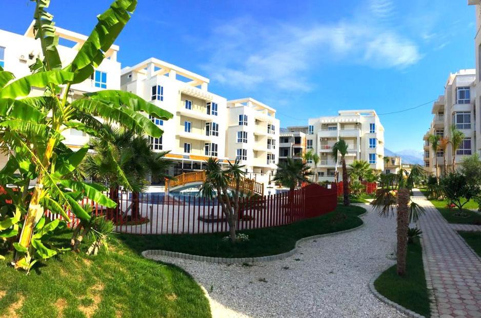 Holiday House Solemare Орікум Екстер'єр фото