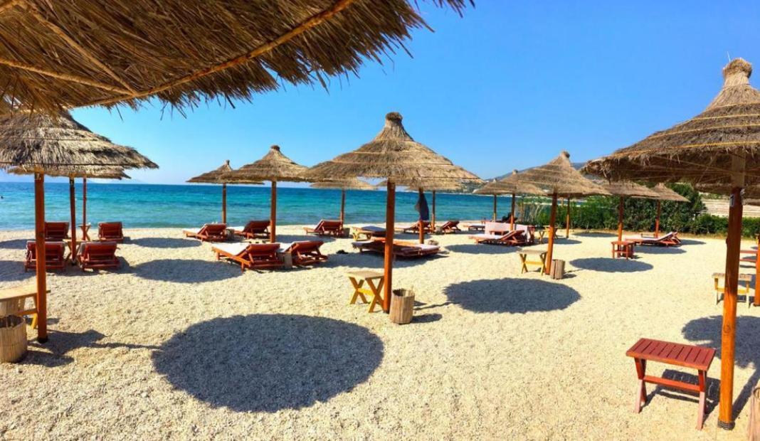Holiday House Solemare Орікум Екстер'єр фото